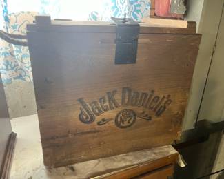 Jack Daniel's crate