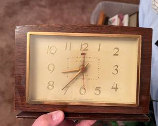 Vintage GE clock