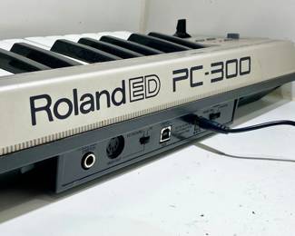 Roland ED PC-300 MIDI Keyboard Controller