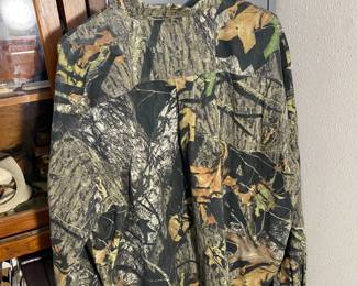 3XL Camo Mossy Oak Button up Shirt