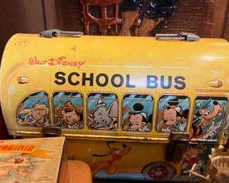 Vintage Aladdin Walt Disney School bus Doned Metal lunchbox