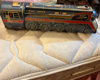 Vtg Modern Toys Overland Express 3140 Battery Operated Tin Lithograph Train, Made in Japan