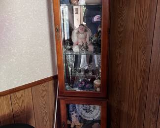Curio cabinet