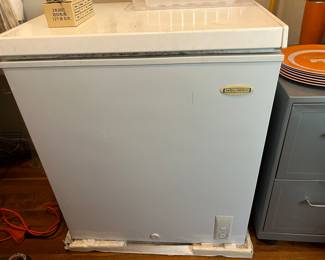 Chest freezer