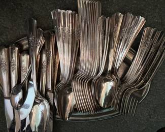 Wm Rogers silver plated flatware -service for 8 minus a knife