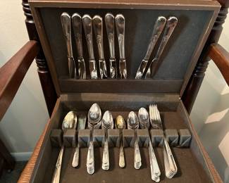 Holmes and Edward’s silver plated flatware service for 8