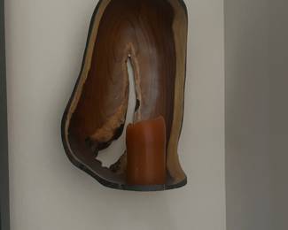 Wood sculpture 