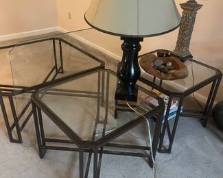 Accent tables and lamps 