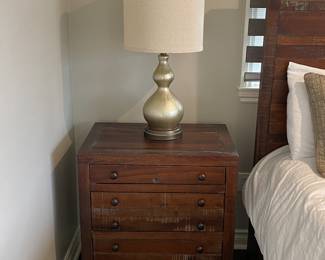 2 Night Stands and Lamps $800