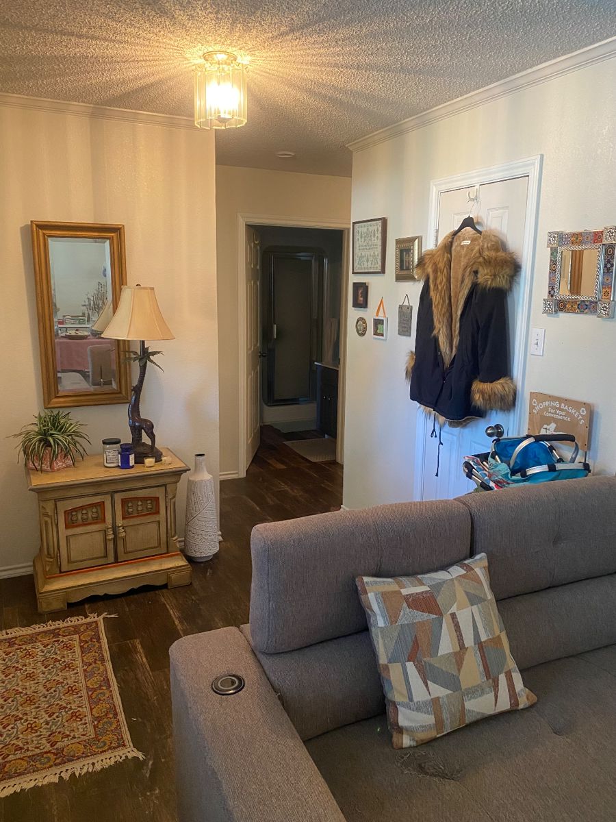 Arlington Estate Sale starts on 4/11/2024