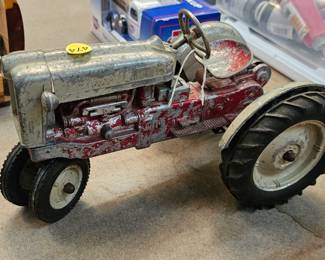 VINTAGE TOY TRACTOR