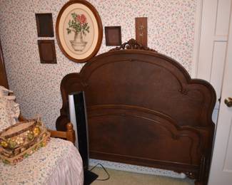 Begin Middle Room/Linens Close Up Photos