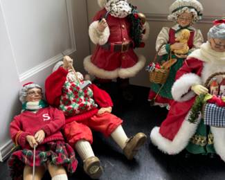 Clothtique Santa & Mrs. Claus figures