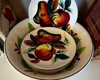 Japanese Hand-painted Fruit Plates & Bowl
