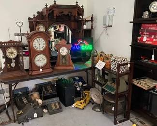 Antique Clocks - Fashion Double Dial Clock/Business Machines