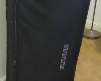 Frontgate portable bed