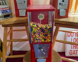 Eagle Gumball/Candy 25¢ Vending Machine