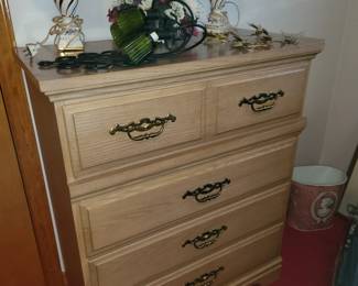 Carper/French Provencial