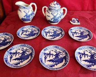 10pc Holland Co. Wood Tea Service