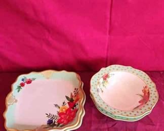 Pioneer Woman Two Serving Plates And Two Serving Bowls