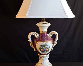 Vintage Lido China 22k Gold Lamp