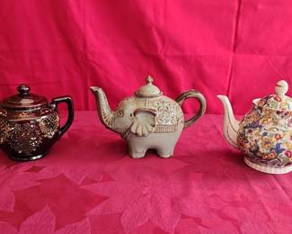 Unique Tea Pots Set Of 3 For Collectors