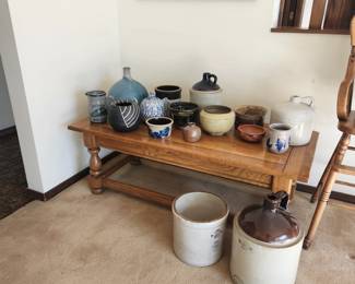 Crocks and signed pottery 