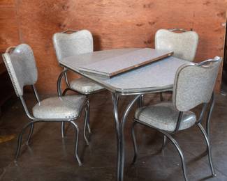 Retro dining set