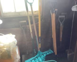 Part of garden tools , snow shovels 