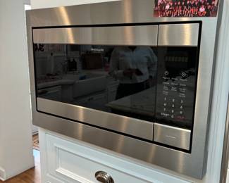 frigidaire microwave