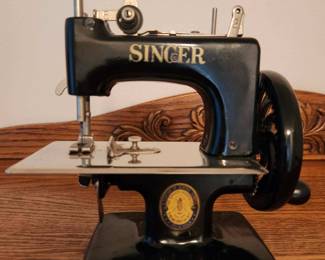 Vintage Black Singer Child's Crank Sewing Machine $90