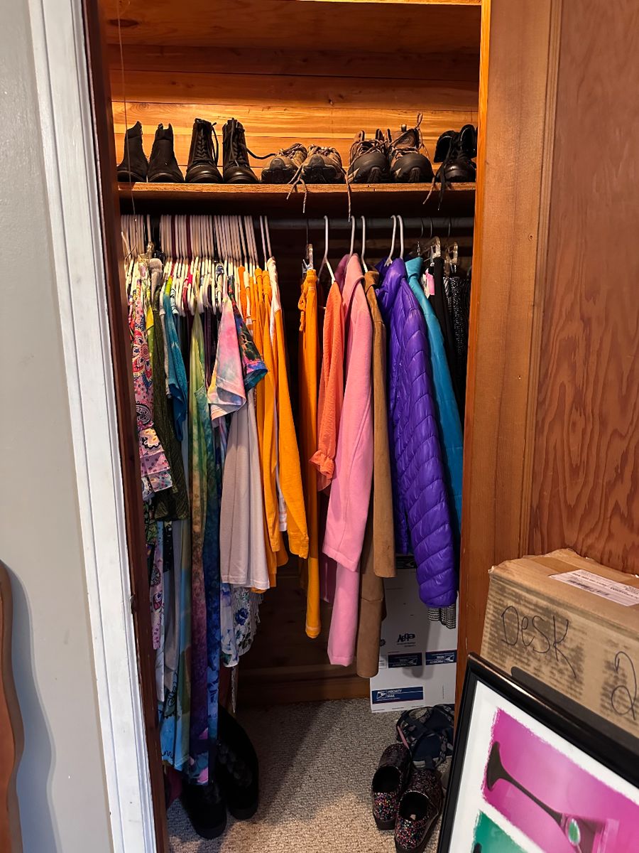 Estate Sales By Amy 60s Sale in South Knoxville starts on 4/6/2024