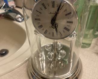Beautiful clock, excellent condition 