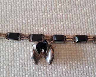 #7 .925 sterling silver Mexico and black onyx bracelet 9" and #11 sterling silver and black onyx 1" earrings