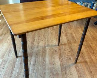 "Clipper" Folding Table