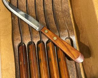 Ka-Bar Steak Knives