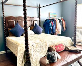 Gorgeous King Four Poster Bed