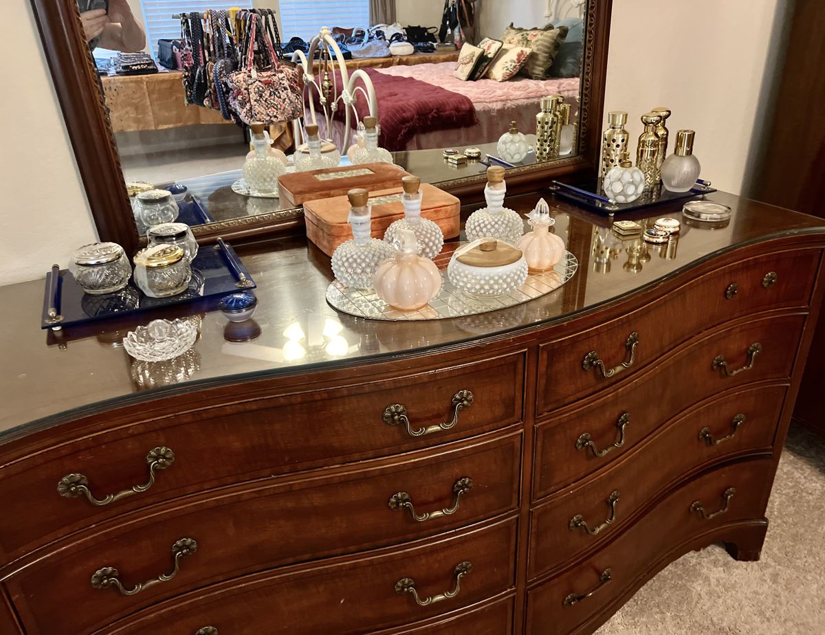 Pearland Treasure Trove Estate Sale starts on 4/12/2024