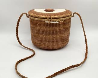 Geral L.Brown Nantucket Basket