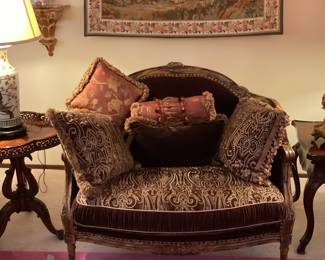 Custom settee by Paul Roberts