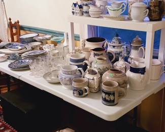 Creamware, Jasperware, Feather edge, Historical blue etc..