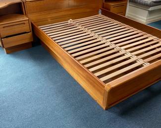$400. MCM Queen slat platform bed with  headboard and  two nightstands.  Under bed rollout storage as well as the storage are in the headboard.  Teak.  64"w x 92"deep by 30"h.  Available for Pre-sell which opens Wednesday April 18th at 9 am.