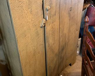 Cupboard $100.00
