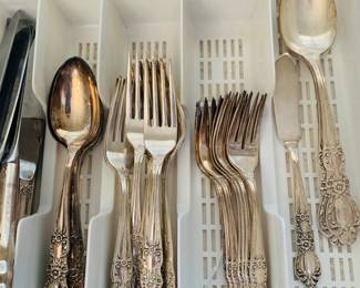 Rogers silver plate flatware set