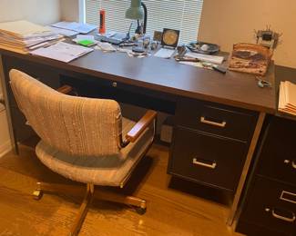 office desk with rolling chair