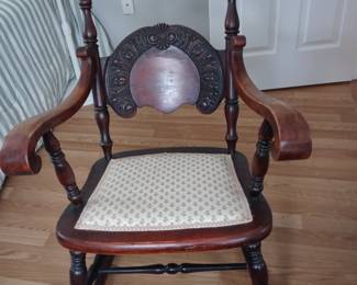 Gorgeous rocker: handcrafted..
excellent condition.
 Best offer!