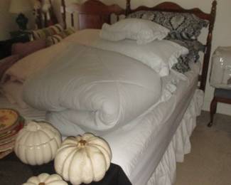 King size bed and bedding