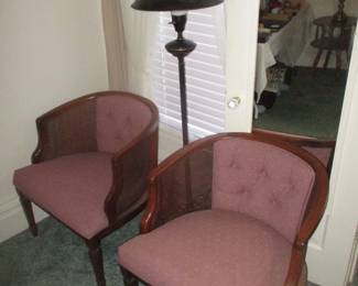 Chairs and floor lamp