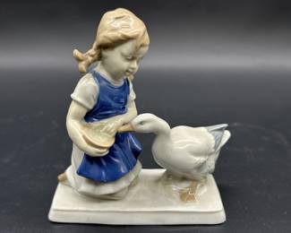 Vtg. PM&M Germany Porcelain Figurine Girl w/ Duck