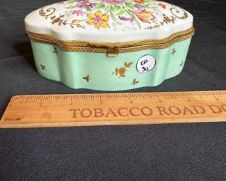 CP10 - $30. Pate de Limoges. Ardalt trinket box. 